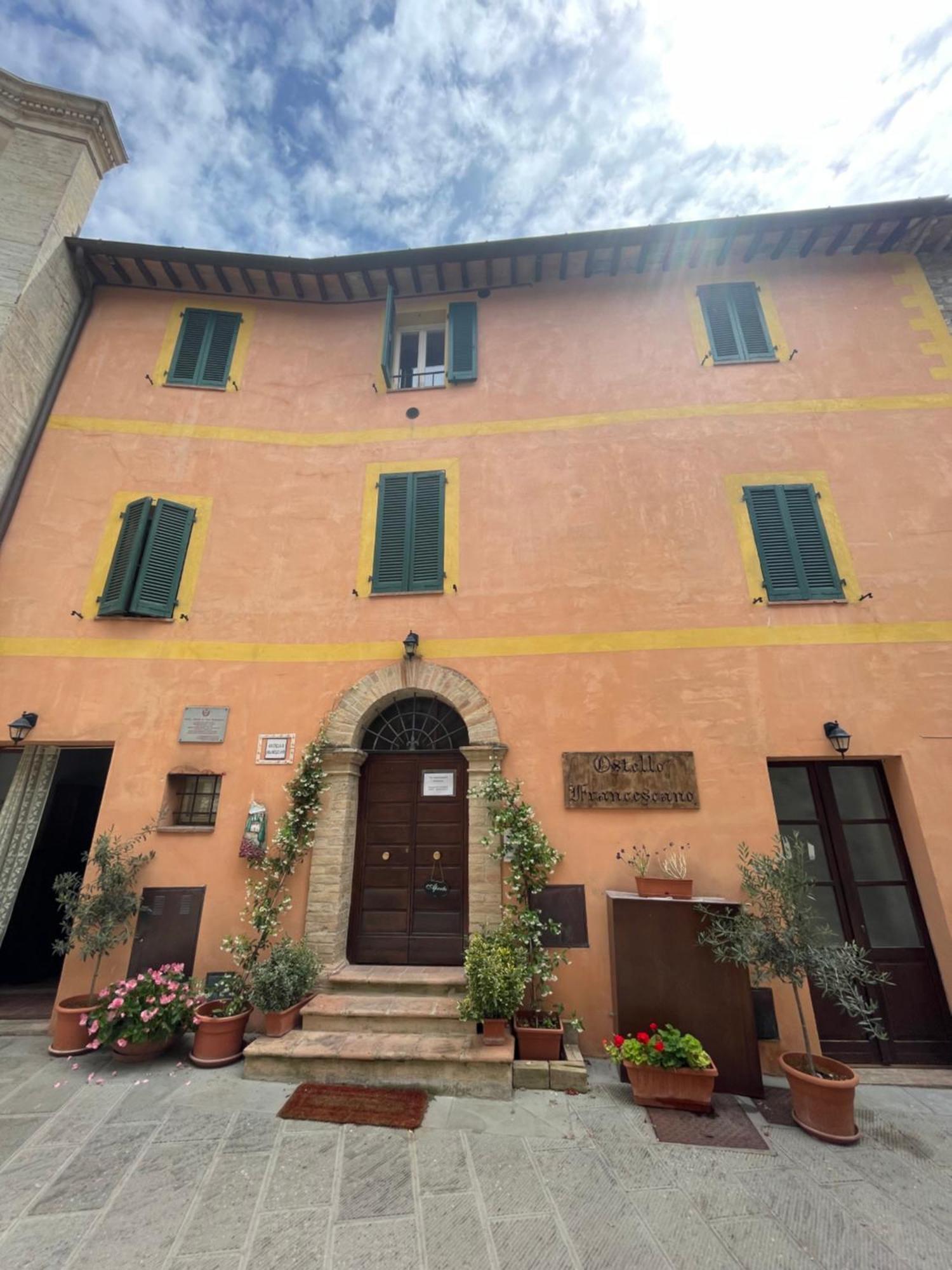 Locanda Francescana Valfabbrica ภายนอก รูปภาพ